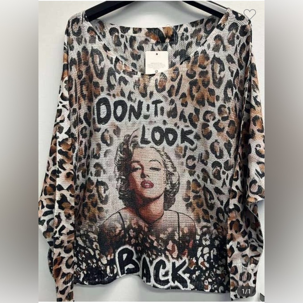 S178. Made in Italy Leopard Print Graphic Women's Top